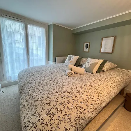 Brossard 2pers Tv And Wifi Нант