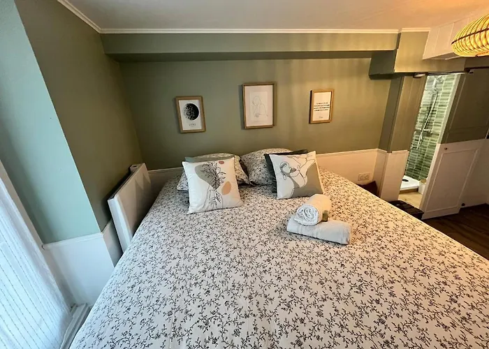 Apartment Brossard 2pers Tv And Wifi