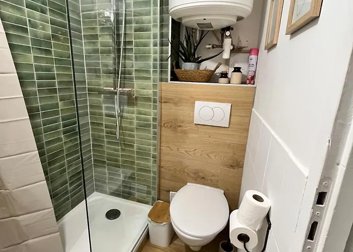 Apartment Brossard 2pers Tv And Wifi Nantes