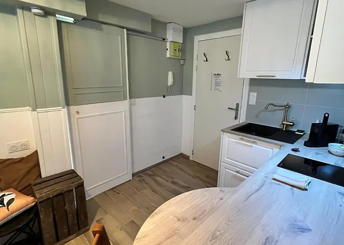 Brossard 2pers Tv And Wifi * Nantes