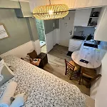 Brossard 2pers Tv And Wifi דירה *